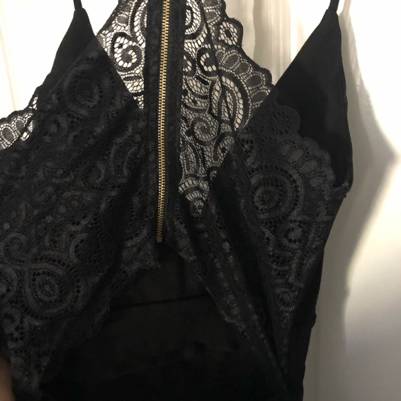 Hourglass Cut-Out Cocktail Dress - Picture 4 of 4